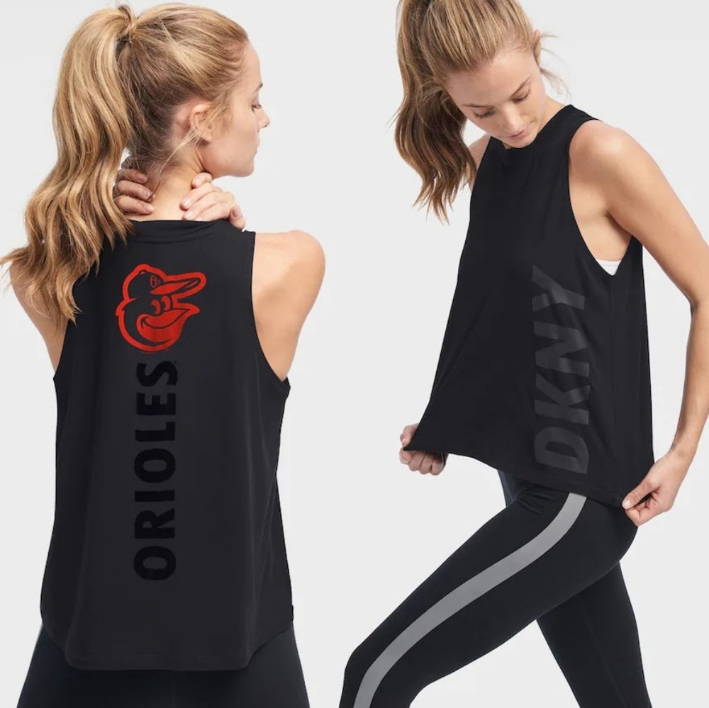 DKNY TOP